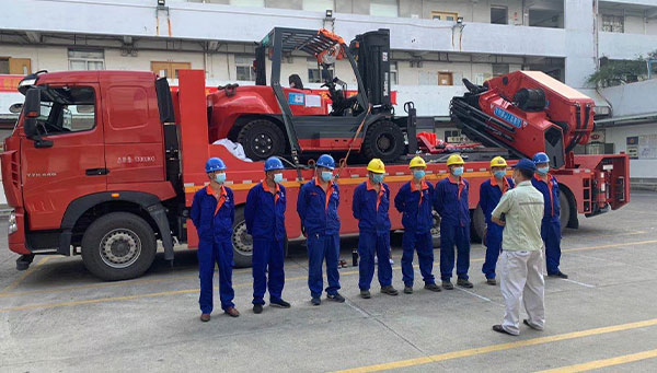 高空吊裝作業(yè)