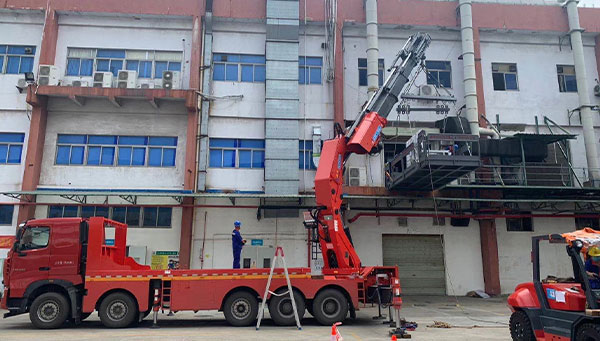 高空吊裝作業(yè)